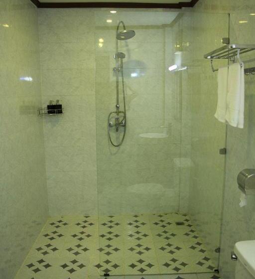 בית מלון כפרי Confetti Garden Resort