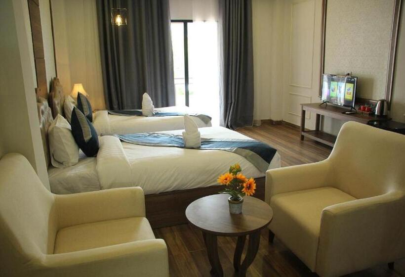 בית מלון כפרי Confetti Garden Resort