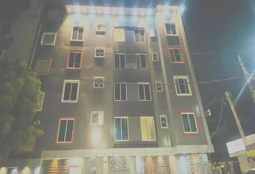 هتل Townhouse 1137 Oyo Townhouse Rohini