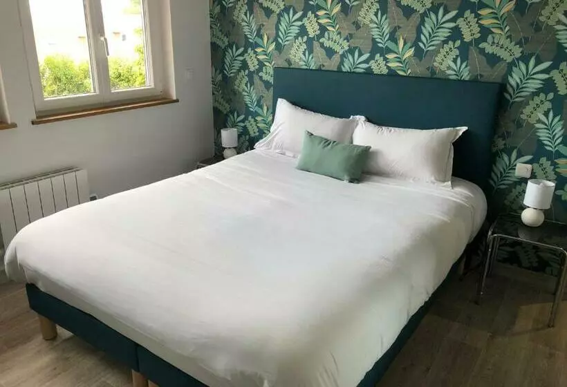 Aamiaismajoitus (B&B) Aux Portes Des Lacs