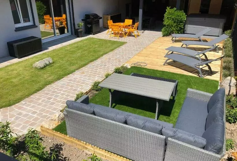 Aamiaismajoitus (B&B) Aux Portes Des Lacs