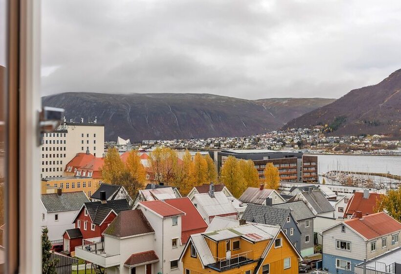 Enter St Elisabeth Suites & Spa