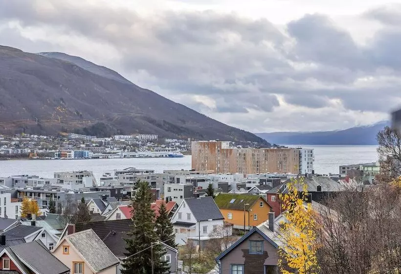 Enter St Elisabeth Suites & Spa