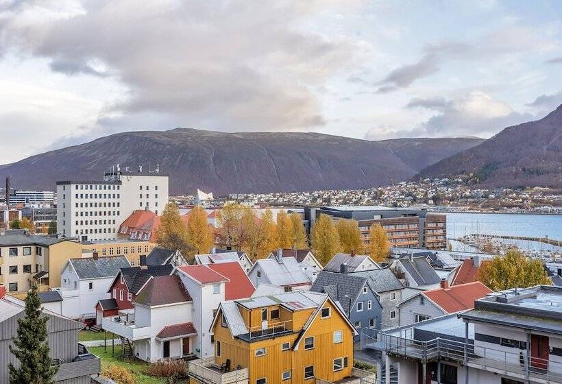 Enter St Elisabeth Suites & Spa