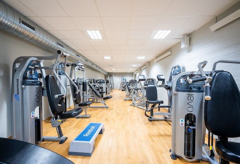 Enter St Elisabeth Suites & Spa