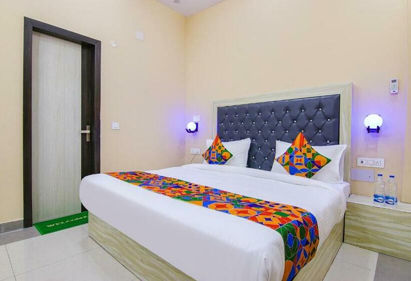 Fabhotel Ashok Vihar