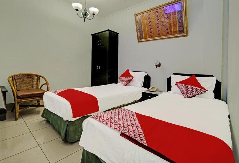 هتل Oyo 91805  Wisma Bari