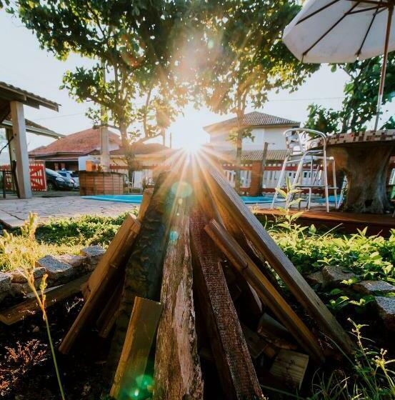 펜션 Pousada Casa Aratuca 200mt Da Praia