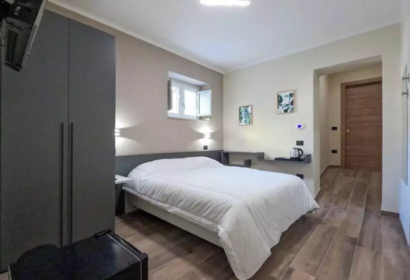 ベッドアンドブレックファースト Lvna Telesia