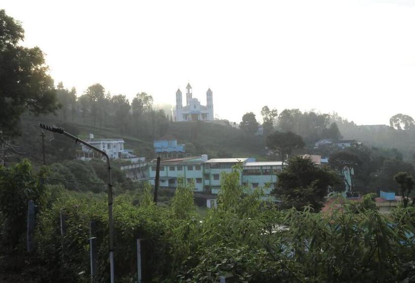 Bed and Breakfast Nilgiris Inn By Lexstays Kotagiri, Ooty