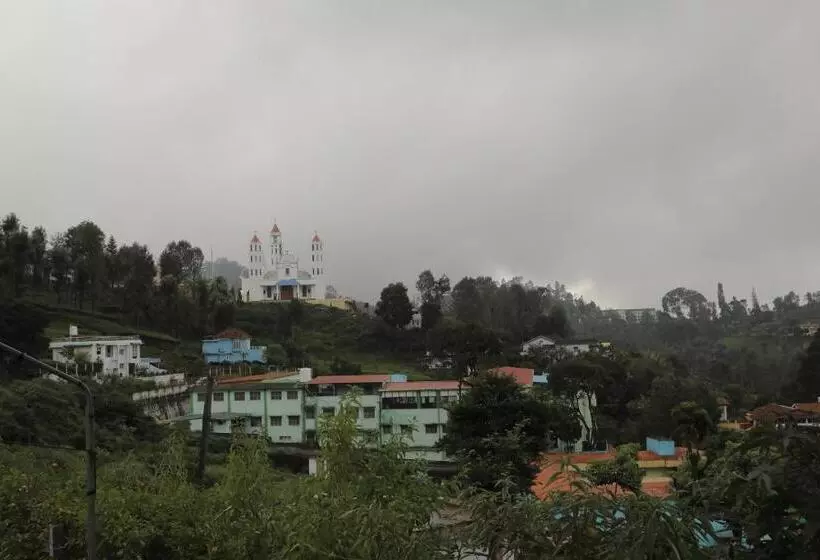 ベッドアンドブレックファースト Nilgiris Inn By Lexstays Kotagiri, Ooty