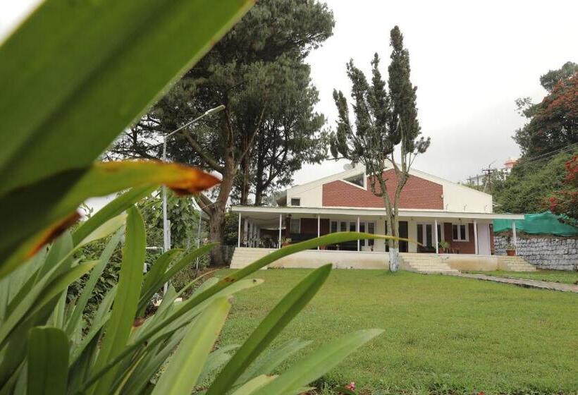 Bed and Breakfast Nilgiris Inn By Lexstays Kotagiri, Ooty