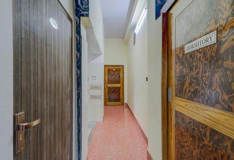 A5 Hotel And Dormitory