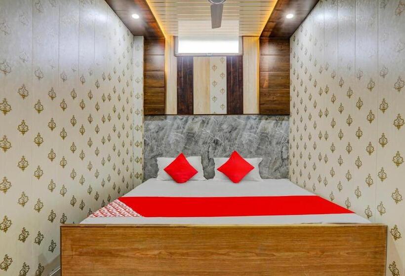 A5 Hotel And Dormitory