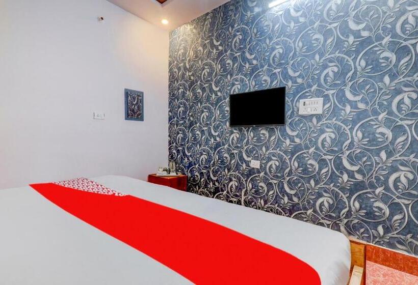 A5 Hotel And Dormitory