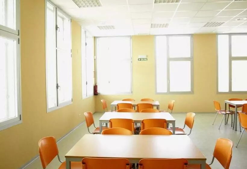 Hostel Bardenas