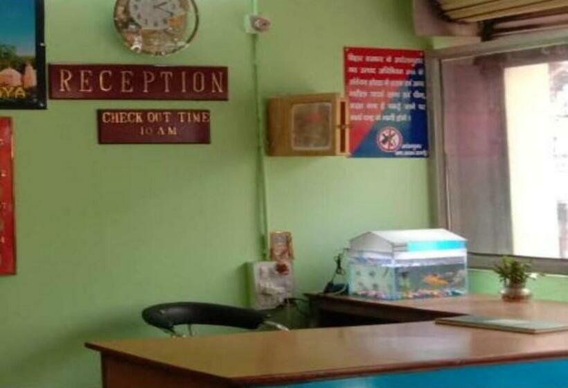 فندق Sujata By Wb Inn