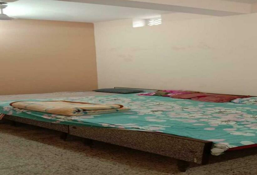 فندق Sujata By Wb Inn