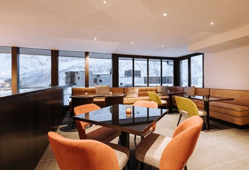 호텔 Valtur Cervinia Cristallo Ski Resort