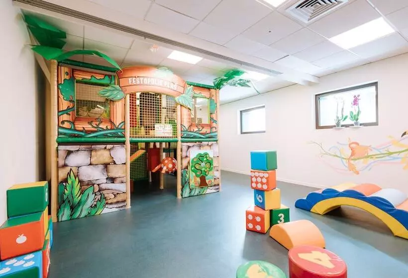 ホテル Valtur Cervinia Cristallo Ski Resort