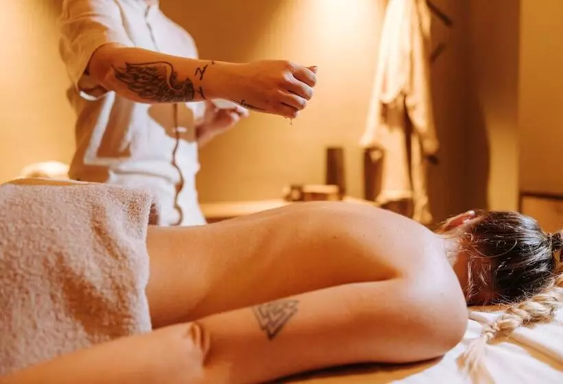 ホテル Valtur Cervinia Cristallo Ski Resort