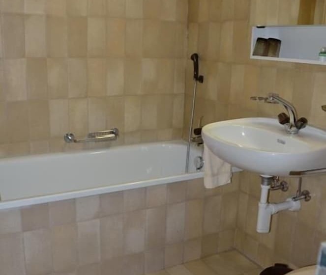 Szálló Gasthof Kreuz Marbach