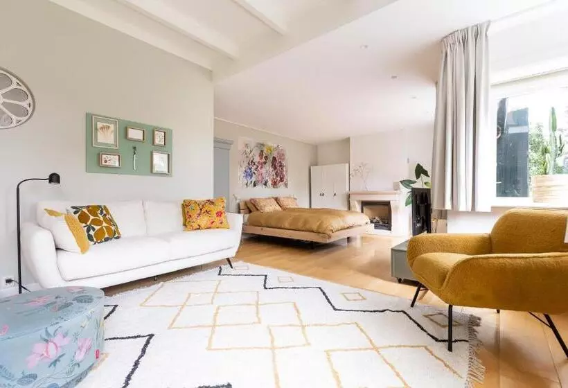 Aamiaismajoitus (B&B) De Zuiderstolp