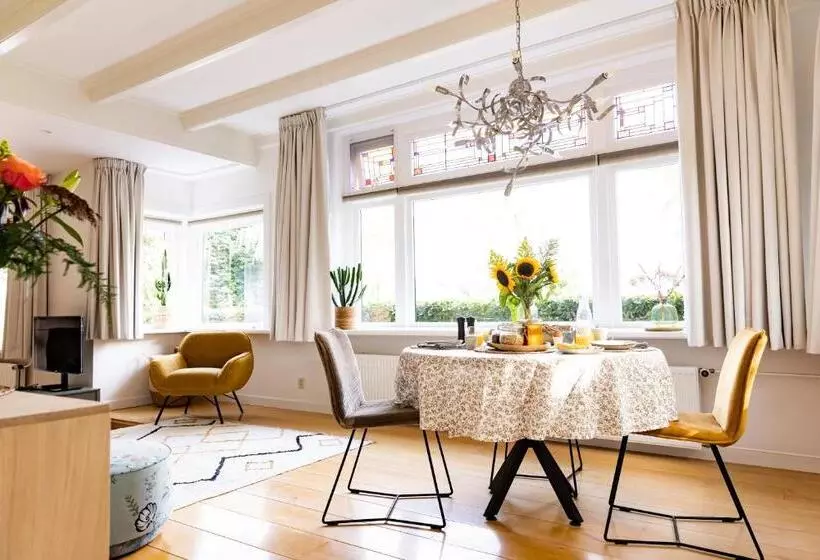 Aamiaismajoitus (B&B) De Zuiderstolp