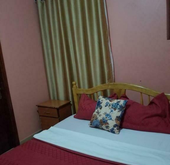 Hôtel 4r Guesthouse