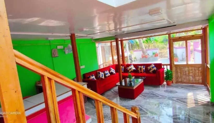 Hotelli Highness Sea Rock