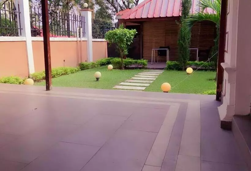 هتل Hôtel Victoria