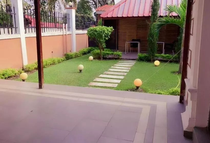 هتل Hôtel Victoria