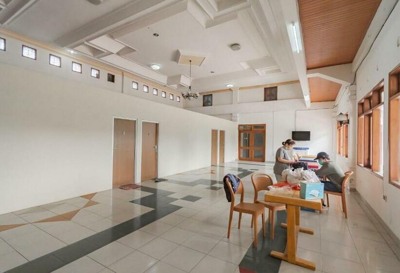 Отель Koolkost @ Karang Setra