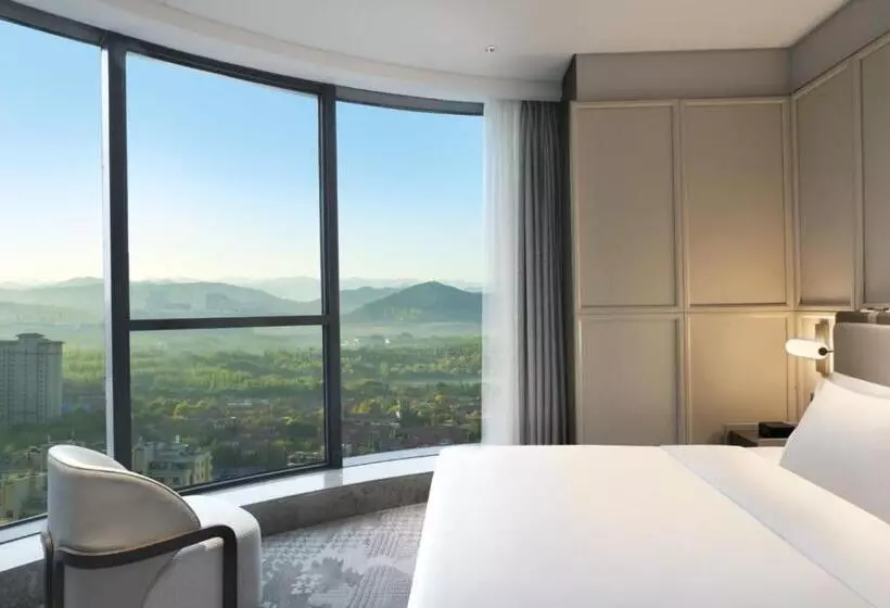 Hotelli The Barony Jinan East