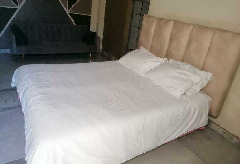 بنسيون Cooperville