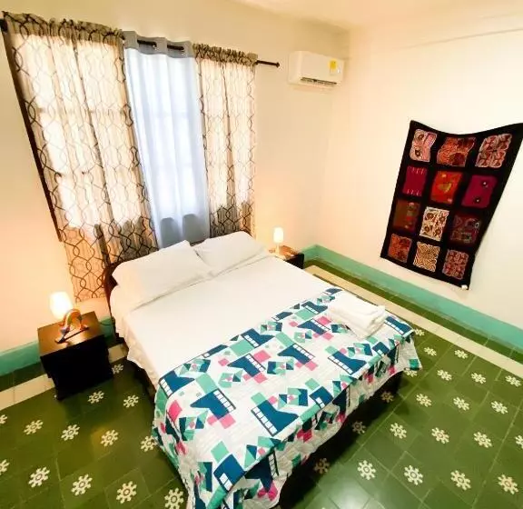 تختخواب و صبحانه Mansion Bahia Manga