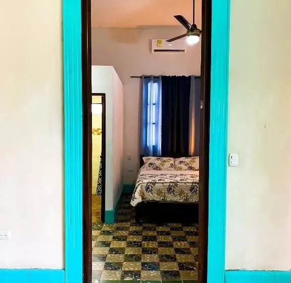 تختخواب و صبحانه Mansion Bahia Manga