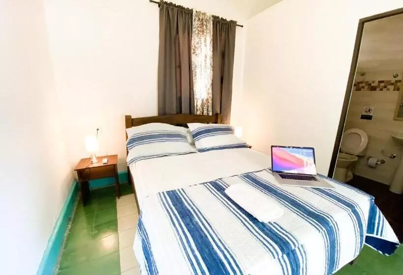 تختخواب و صبحانه Mansion Bahia Manga
