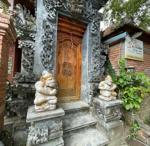 Bunut Tree Hostel