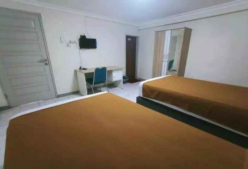Capital O 94156 Hotel Gemudi Gold Islami