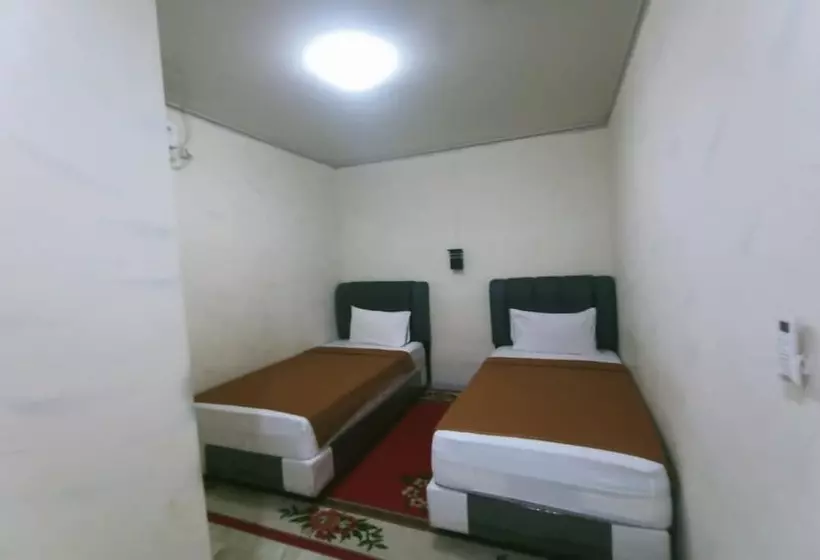 Capital O 94156 Hotel Gemudi Gold Islami