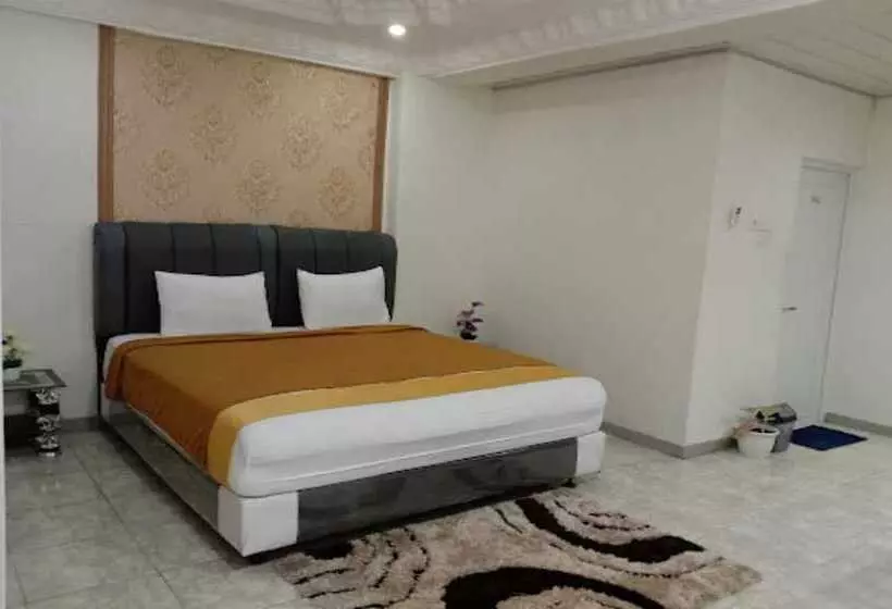 Capital O 94156 Hotel Gemudi Gold Islami