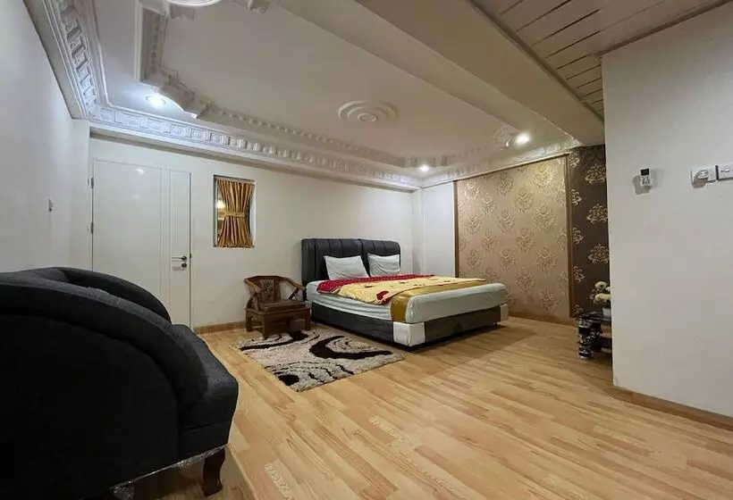 Capital O 94156 Hotel Gemudi Gold Islami