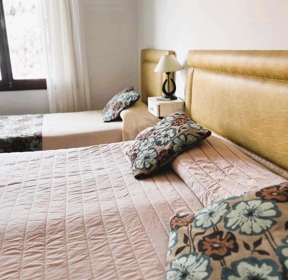 Coronado Hotel & Suites