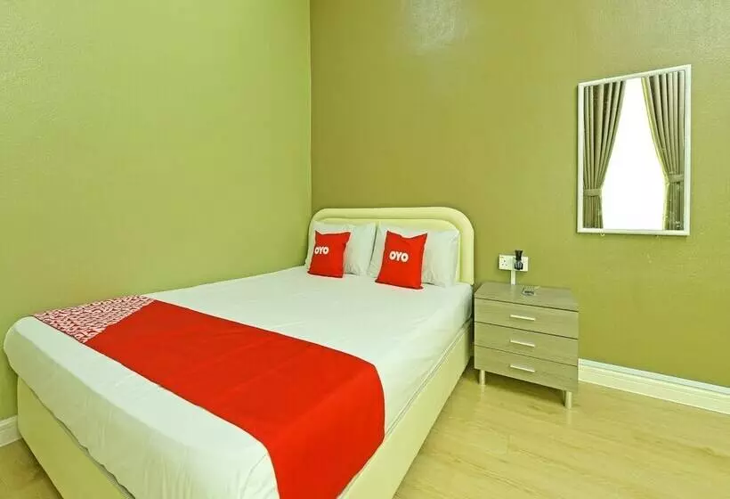 Hotelli Oyo 90639  Azimah