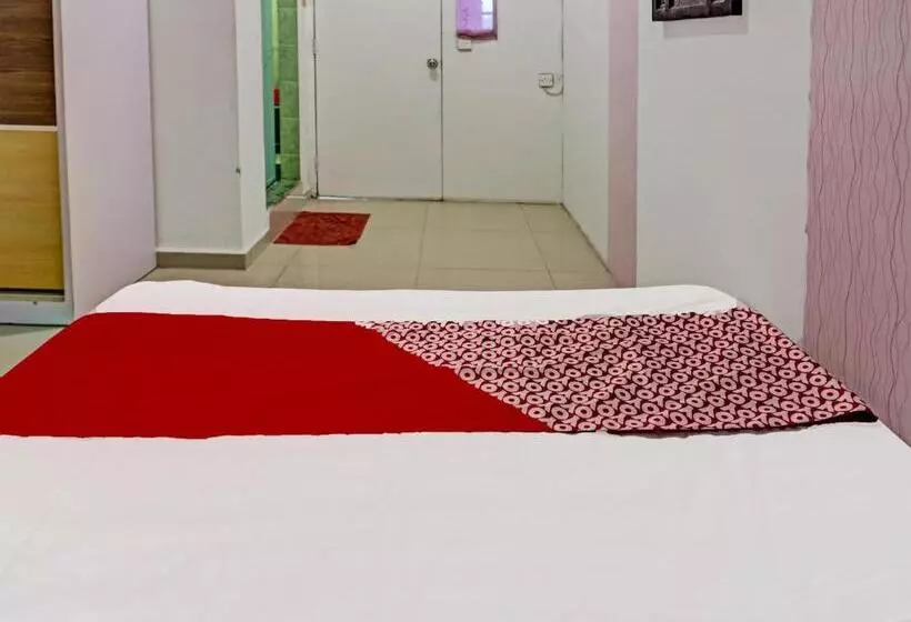 هتل Zazezo Homestay Syariah Redpartner