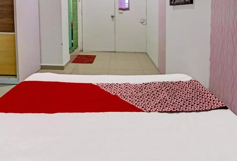 هتل Zazezo Homestay Syariah Redpartner