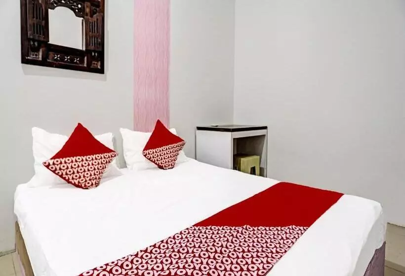 هتل Zazezo Homestay Syariah Redpartner