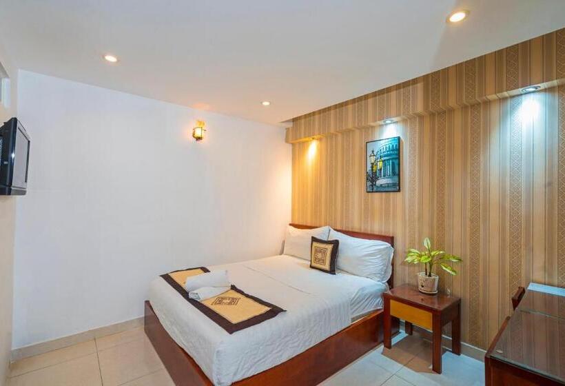 هتل Saigon Europe