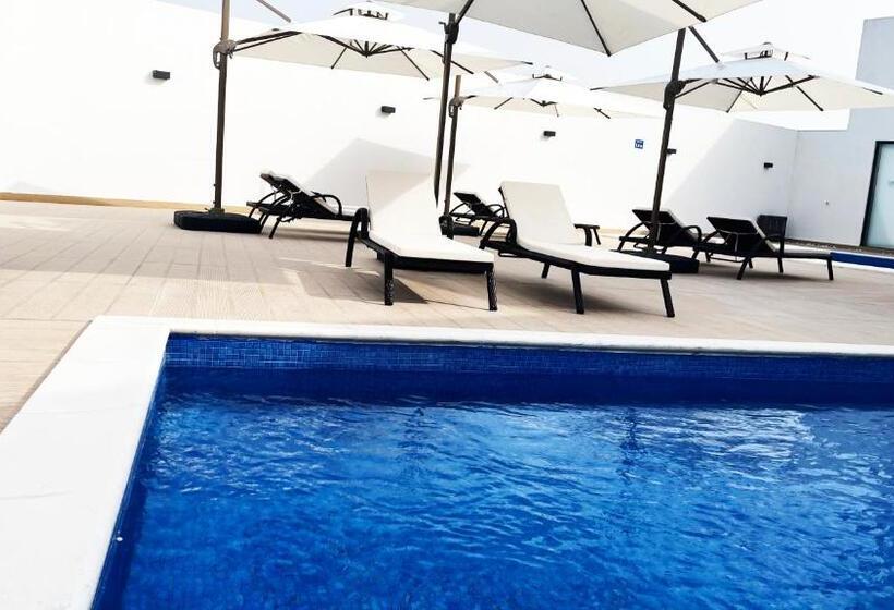 هتل Terminal Inn By Edar City Centre